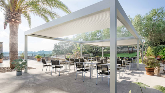 Gibus bioklimatische Pergola - Sway